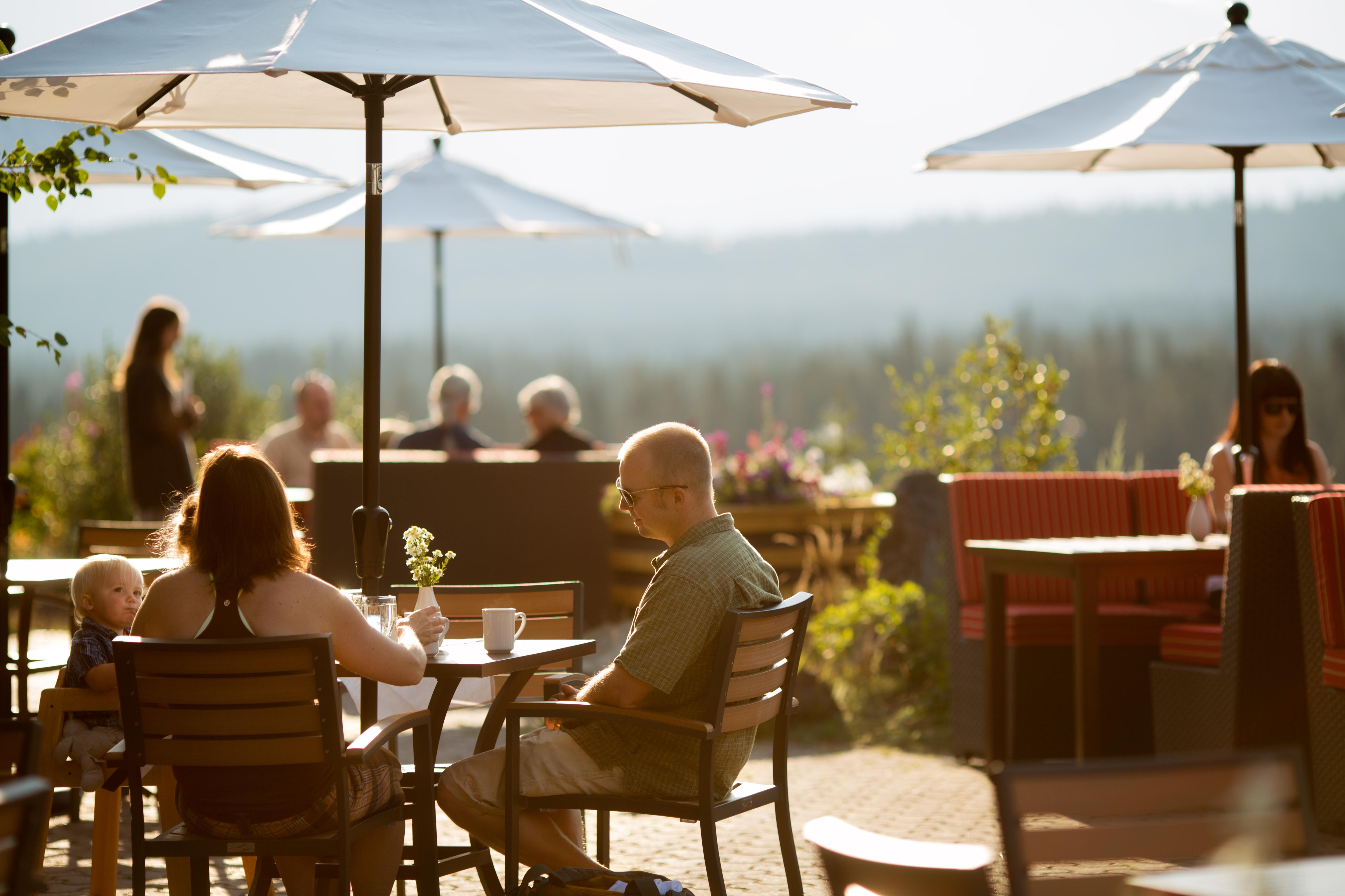The Juniper Hotel & Bistro Банф Экстерьер фото